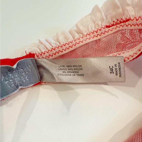 Victoria’s Secret 34C French Maid Red Lace Apron Lingerie - Picture 5 of 7